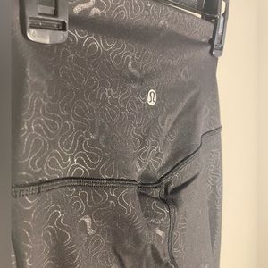 Black Lululemon Align Leggings